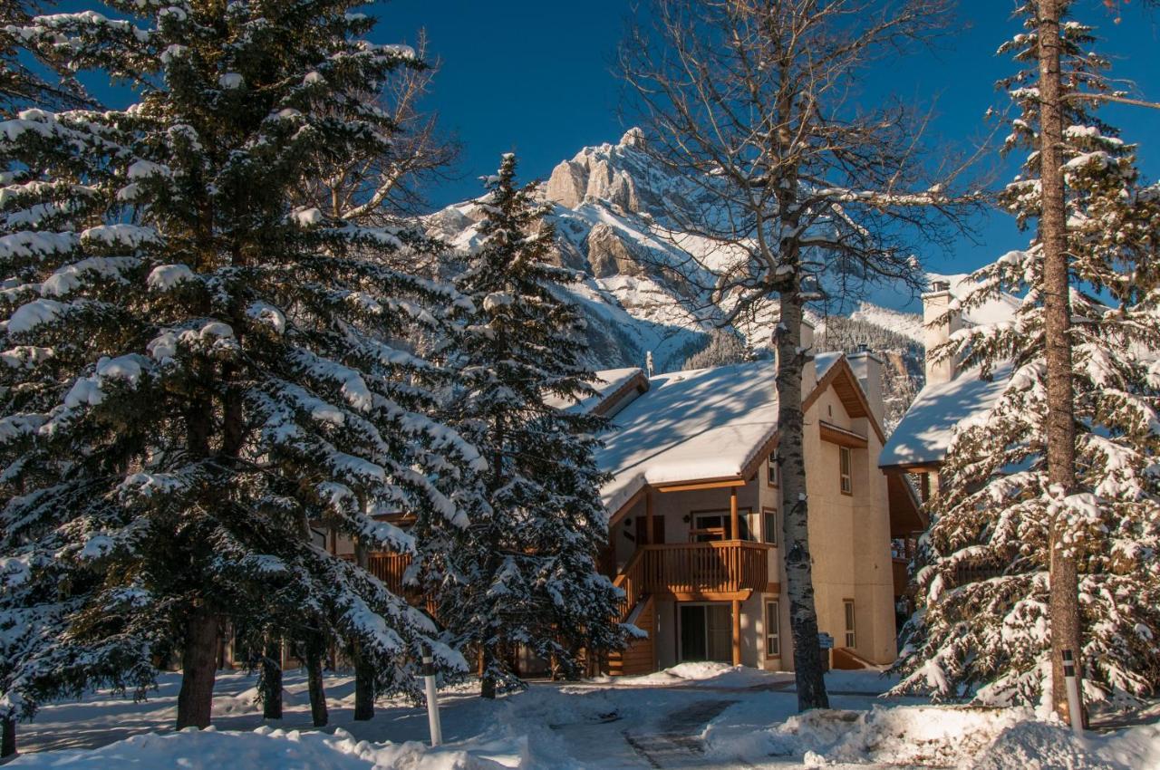 Banff Rocky Mountain Resort Kültér fotó